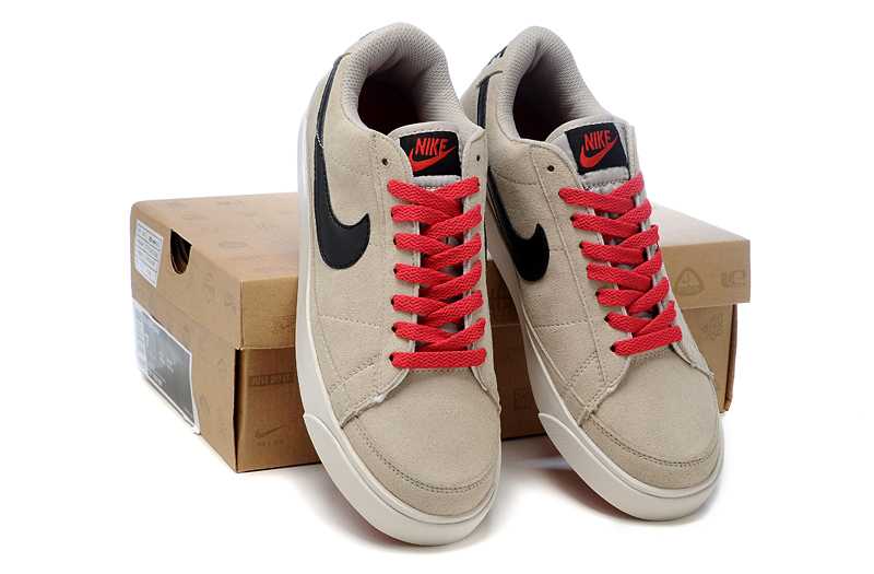 nike sb blazer low black white en ligne la collecte chaussures nike blazer concurrence des prix